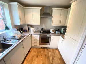 Kitchen- click for photo gallery